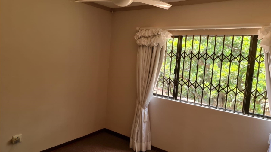 3 Bedroom Property for Sale in Safari Gardens North West